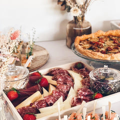 Plateau de fromage et charcuterie (2 Ă 4 personnes)